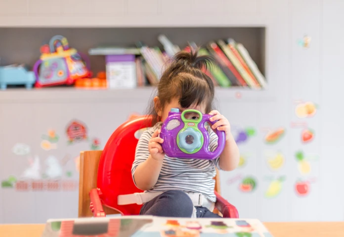 Kind in der Kita – Symbolbild für Arbeitgeberzuschuss zur Kinderbetreuung
