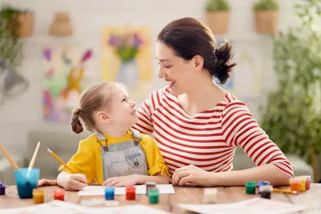 Kind in der Kita – Symbolbild für Arbeitgeberzuschuss zur Kinderbetreuung